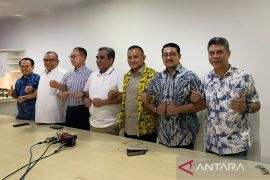 Kirab Budaya serta relawan antar Prabowo-Gibran daftar ke KPU RI
