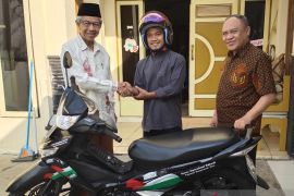 Yayasan Dangsanak  bantu kendaraan  dai bina mualaf di pedalaman