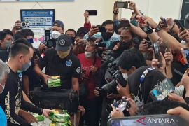 South Sumatra police destroy 3.4 kg of drugs