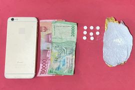 Remaja di Tabalong jual obat terlarang