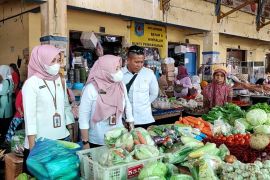 Disdag Mataram memantau stok cabai antisipasi lonjakan harga