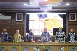 Sekda Binjai buka implementasi pengendalian gratifikasi bersama KPK RI