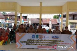 ITS Paluta pendampingan dan pelatihan TTG membuat pupuk organik cair dari limbah
