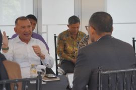 Pemkab Natuna jalin kerja sama beasiswa dengan Universitas Esa Unggul