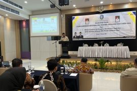 Kesbangpol Kepri berupaya meningkatkan indeks demokrasi