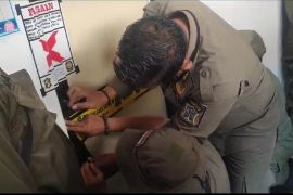 Satpol PP Surabaya segel unit rusunawa tak dihuni