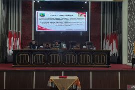 DPRD Kotabaru Sampaikan pandangan akhir Raperda pengembangan budaya literasi