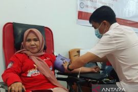 PMI Tolinggula gelar donor darah peringati Hari Sumpah Pemuda