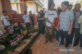 Gibran kunjungi warga di lereng Gunung Merapi dan Merbabu