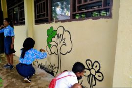 DLH:Dua SMP di Biak dapat penghargaan Adiwiyata Nasional