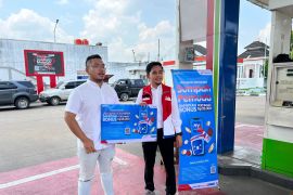 Pertamina bagikan bonus BBM produk Pertamax kepada pelanggan setia di Sumbagsel