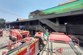 Pemkab Bogor target selesaikan TPS pedagang Pasar Leuwiliang Desember 2023