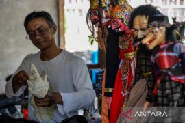 Perajin wayang golek di Kabupaten Bandung