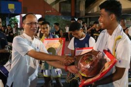 UT Ambon dorong potensi atlet basket melalui SMAVER CUP 2023