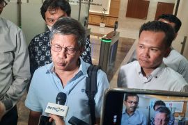 Lemkapi minta Polri tidak ragu tetapkan status Rocky Gerung