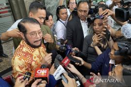 59,3 persen publik percaya Jokowi tidak ikut campur putusan MK