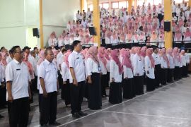 Pemilu 2024, ribuan guru Mojokerto ikrar netral