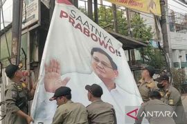 Pemkab Bekasi tertibkan 33.709 alat peraga sosialisasi Pemilu 2024