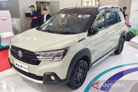 Penjualan kendaraan Suzuki di GIIAS Semarang lampaui 46 persen dari target