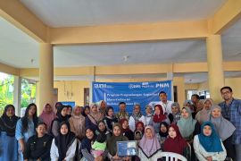 PNM gelar klasterisasi budi daya tanaman hias media hidroponik