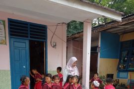 Adaro Nyalakan Ilmu ciptakan guru PAUD berkarakter