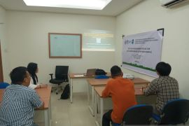 LPPM Unsrat: Penyuluhan penggunaan ventilasi atap guna hemat energi