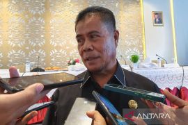 Gubernur Papua ingatkan  bupati/wali kota jaga netralitas Pemilu