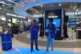 Planet Sports sediakan pengukuran kaki hingga bikin nama dan karakter