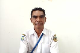 Dinas Perikanan Mimika beri bantuan bagi nelayan di empat distrik