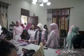 PLN UID Sumut berikan  bantuan latihan menjahit kelompok usia muda
