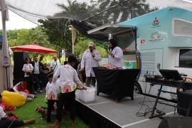 Triton Educar tebar misi edukasi bagi anak-anak di Surabaya