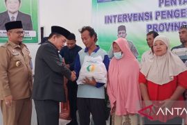 Pemprov Jambi bagikan 6.813 paket bantuan pangan masyarakat miskin