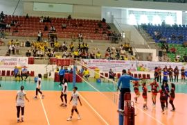 Porwil XI - Sempat tertinggal, 0-2, Tim voli putri Riau akhirnya kandaskan Sumsel