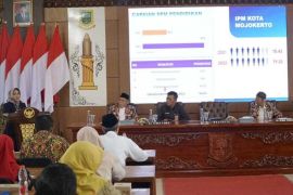 Ning Ita minta komite sekolah gali kearifan lokal