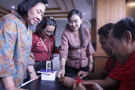 Keluarga miskin di Denpasar ikuti program keluarga harapan