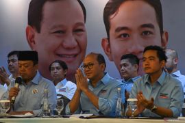 Gibran sebut hasil satu survei tidak bisa jadi acuan elektabilitas