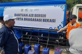 Perumda Tirta Bhagasasi Bekasi salurkan 8,6 juta liter air bersih