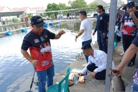 Para pemancing ramaikan rangkaian Hari Jadi Pangkalpinang Ke-266 Tahun, Wako Molen pesankan semangat kebersamaan