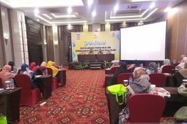 DPUMKMP Balikpapan  gelar sosialisasi Sistem Jaminan  Produk Halal