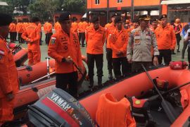 Basarnas readies personnel, equipment for potential flooding