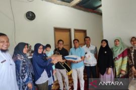 Program Bapak Asuh Anak Stunting Diskominfo Solok buahkan hasil