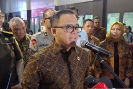 Civil servants asked not to press 'like' on election candidates' posts