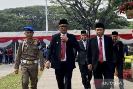 Wali Kota Bandung maknai Hari Pahlawan dengan ajak perangi kebodohan san kemiskinan