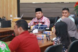 Wabup Siak minta penghulu dukung tugas Mahasiswa Kukerta kumpulkan data SPBE