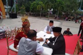 Pangkalpinang menikahkan 74 pasang pengantin
