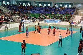 Porwil XI - Voli Putri Riau lolos ke semifinal usai mencukur Sumbar