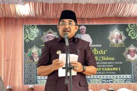 Bupati Tanjab Barat Hadiri Peringatan Haul Akbar Syekh Abdul Qadir al-Jailani di Ponpes Sa'adatul Abadiyah