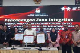 Southwest Papua KPU declares corruption-free integrity zone