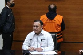 Eks penyidik KPK sebut tak ada alasan Firli untuk mangkir