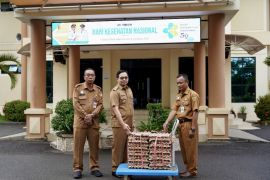 Pemkab HST salurkan 5.255 kg telur untuk 1.051 anak stunting